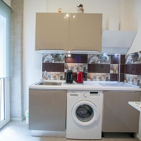 Orange And Blue Studio Downtown 5 Min From White Tower Apartment Tesalonika Bagian luar foto