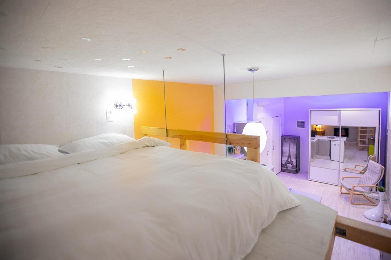 Orange And Blue Studio Downtown 5 Min From White Tower Apartment Tesalonika Bagian luar foto
