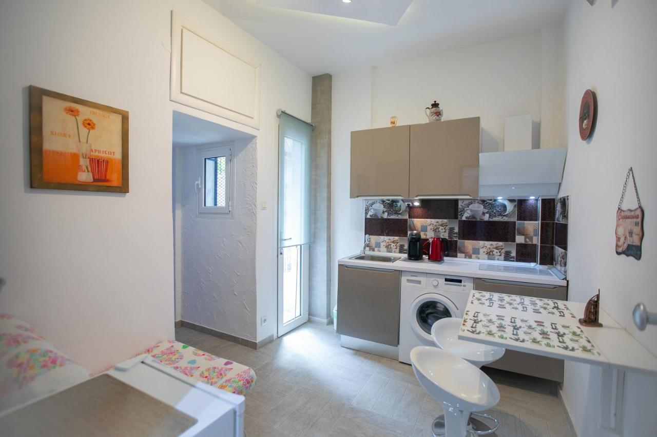 Orange And Blue Studio Downtown 5 Min From White Tower Apartment Tesalonika Bagian luar foto